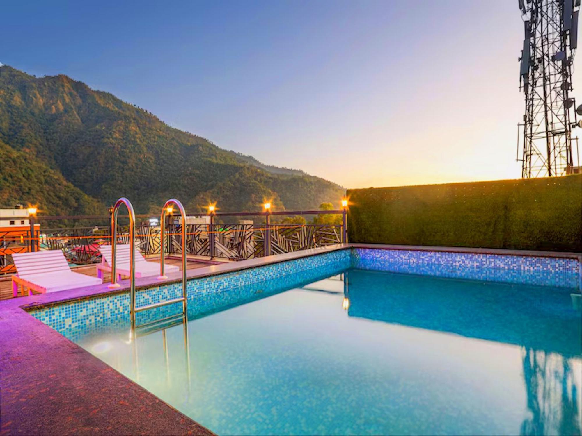 La Riqueza Pride Inn Tapovan # Swimming Pool With Mountain View # Free Parking Rishīkesh Exteriör bild